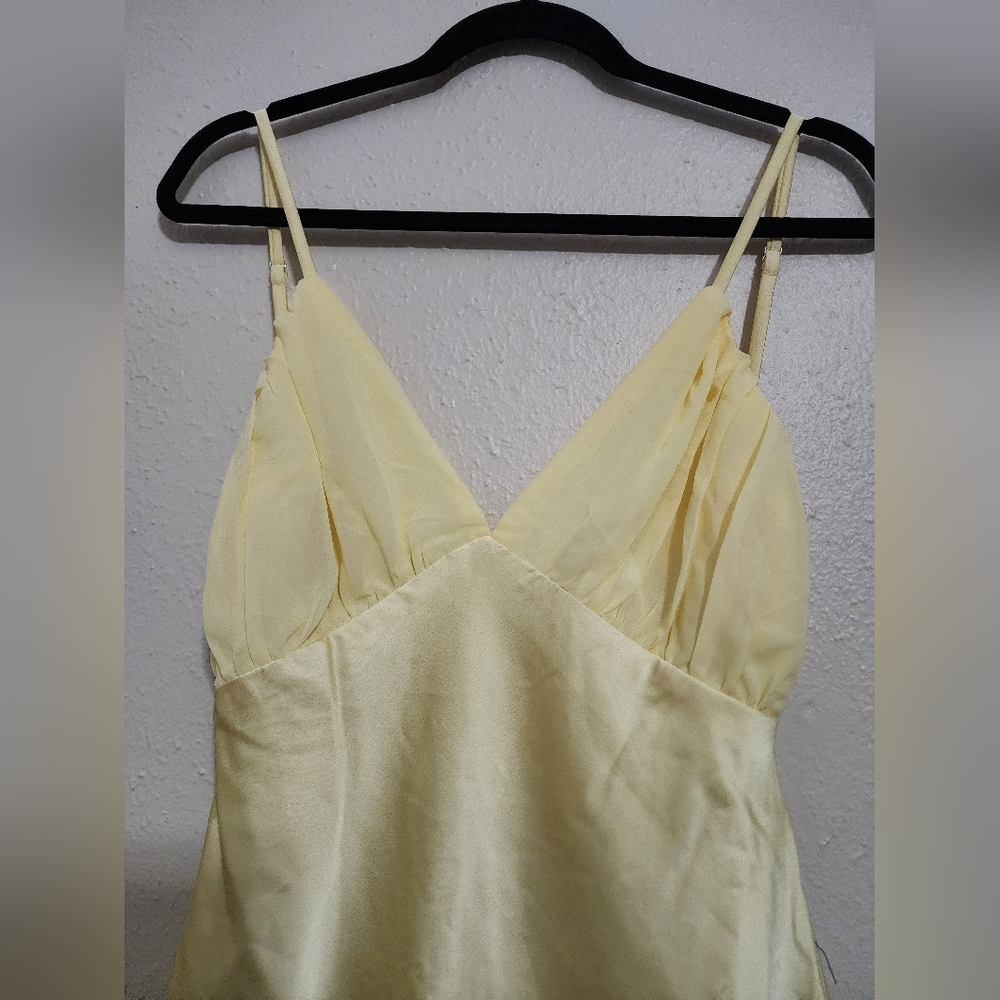 Lulus Jola Yellow Mixed Media Tie-Back Mini Dress M Wedding Party Feminine - Picture 8 of 11